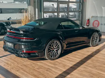 PORSCHE 911   992 TURBO CABRIOLET - AUS ERSTBESITZ
