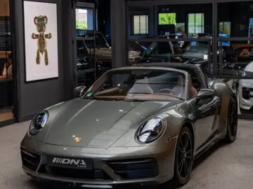 PORSCHE 992 992 Targa 4 GTS Carbon PPF 3.0 4 GTS Aventur