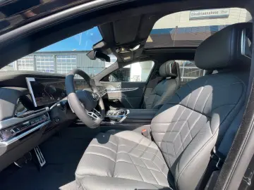 BMW 740 d xDrive M Sport VOLLAUSSTATTUNG