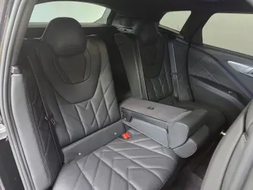 BMW XM 50e AHK 23Zoll DrivingProf ServiceInclusive5J