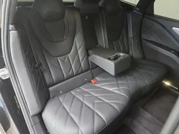 BMW XM 50e AHK 23Zoll DrivingProf ServiceInclusive5J