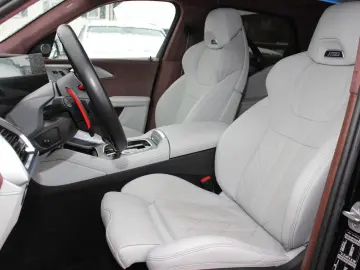 BMW XM