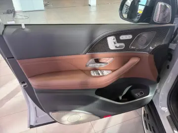 MERCEDES-BENZ GLS 63 AMG 4M  AMG AMBIENTE DISTRO MEMORY MBUX