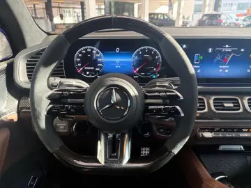 MERCEDES-BENZ GLS 63 AMG 4M  AMG AMBIENTE DISTRO MEMORY MBUX