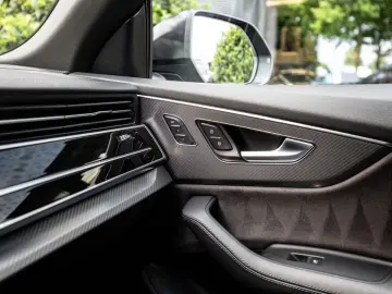AUDI RSQ8 4.0 TFSI 600Pk quattro Dynamic