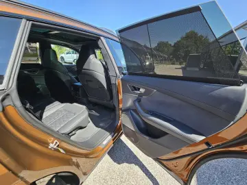 AUDI RSQ8 quattro Audi exclusive IPANEMABRAUN  FULL
