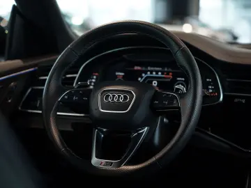 AUDI RSQ8 q.  SOFORT Dynamic Keramik  23 YIDO S-AGA