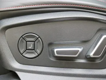 AUDI RSQ8 performance  Keramik Pano RS-Design  Rot