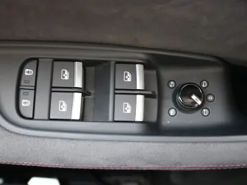 AUDI RSQ8 performance  Keramik Pano RS-Design  Rot