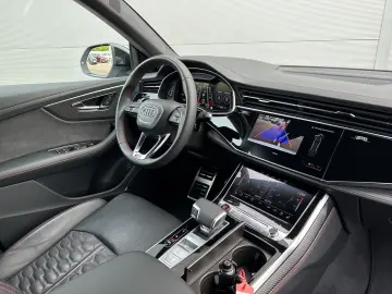 AUDI RSQ8 KERAMIK DYNAMIK  305KM H PANO STANDHZG 23