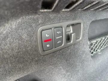AUDI RSQ8 KERAMIK DYNAMIK  305KM H PANO STANDHZG 23