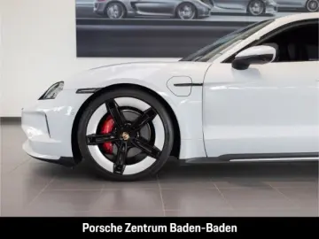 PORSCHE Taycan 4S Surround-View BOSE Sitzbelüftung LED