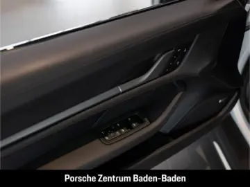 PORSCHE Taycan 4S Surround-View BOSE Sitzbelüftung LED