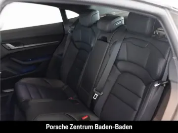PORSCHE Taycan 4S Surround-View BOSE Sitzbelüftung LED
