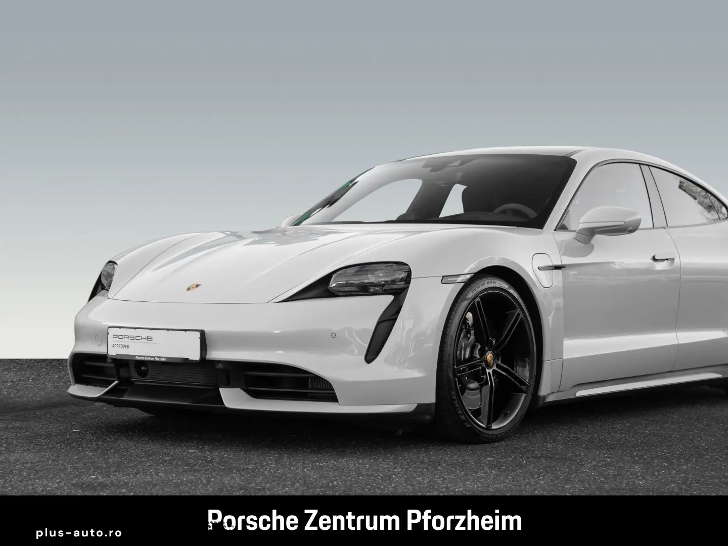 PORSCHE Taycan Turbo HA-Lenkung InnoDrive Head-Up LED