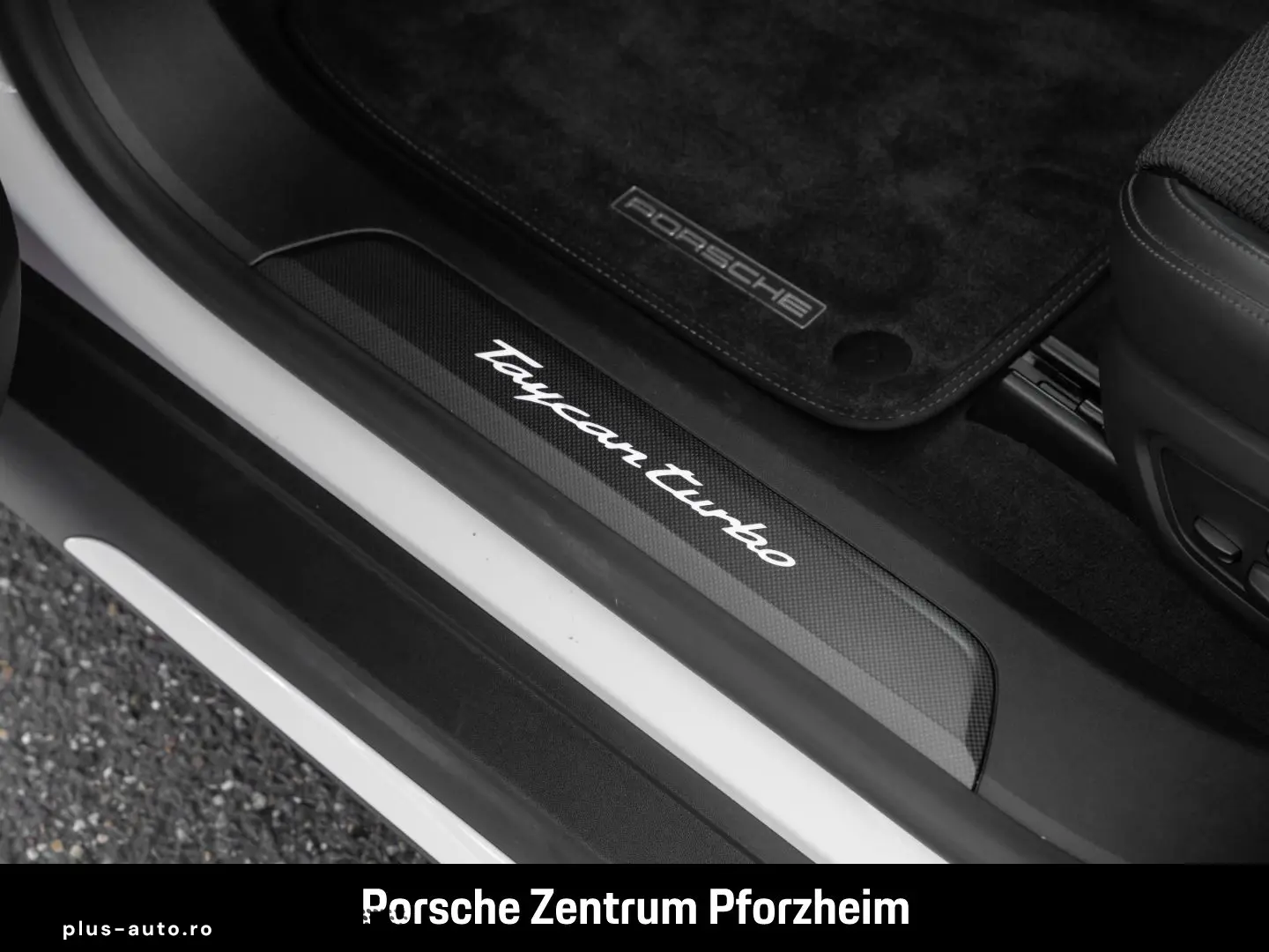 PORSCHE Taycan Turbo HA-Lenkung InnoDrive Head-Up LED