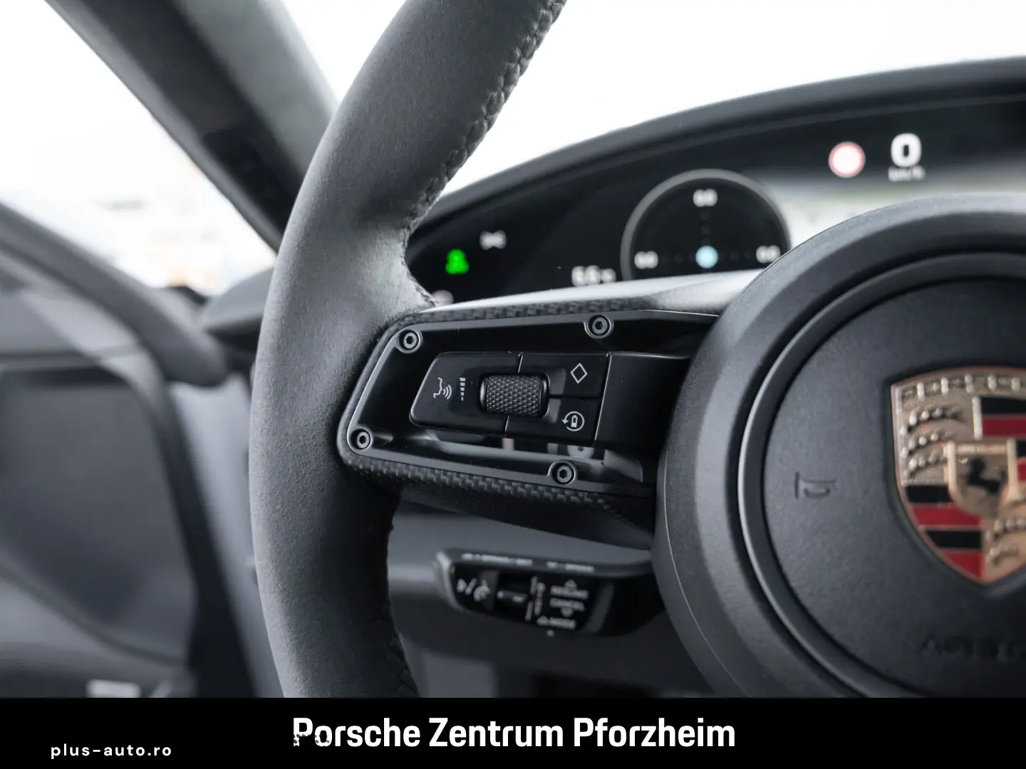 PORSCHE Taycan Turbo HA-Lenkung InnoDrive Head-Up LED