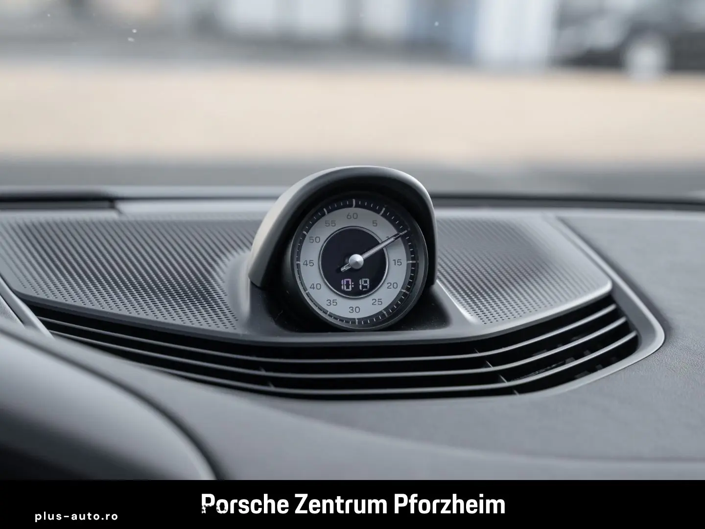 PORSCHE Taycan Turbo HA-Lenkung InnoDrive Head-Up LED