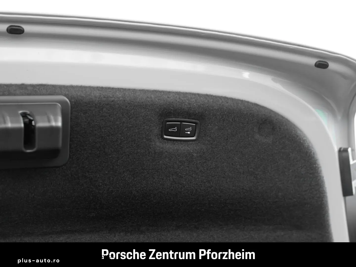 PORSCHE Taycan Turbo HA-Lenkung InnoDrive Head-Up LED