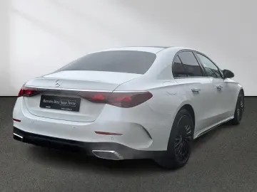 MERCEDES-BENZ E 450 4M AMG Night Panorama Burmester 20  360