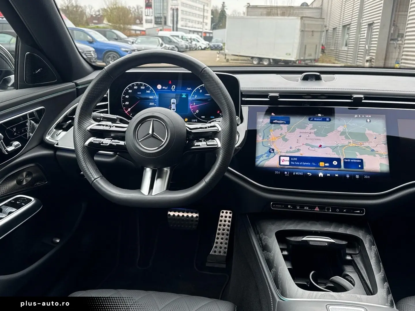 MERCEDES-BENZ E 450 4M AMG Night Panorama Burmester 20  360