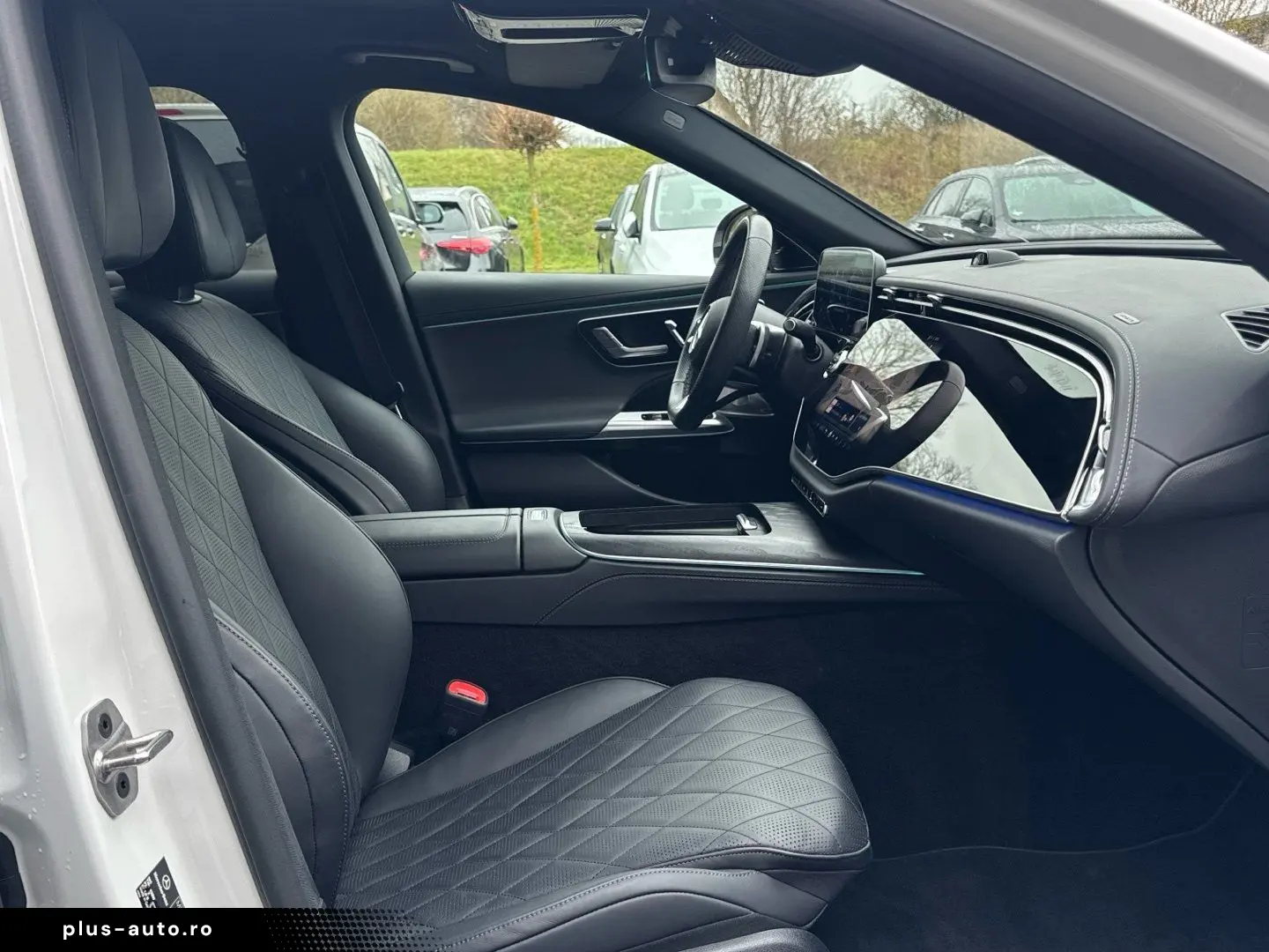 MERCEDES-BENZ E 450 4M AMG Night Panorama Burmester 20  360