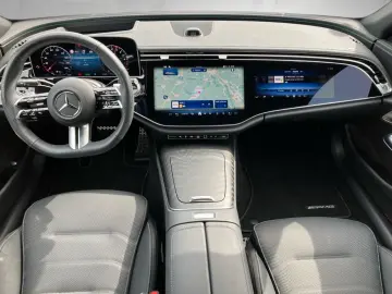 MERCEDES-BENZ E 300 de 4M AMG Night Leder Superscree&hellip;
