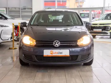 Volkswagen Golf 1.6 MPI -  Comfortline