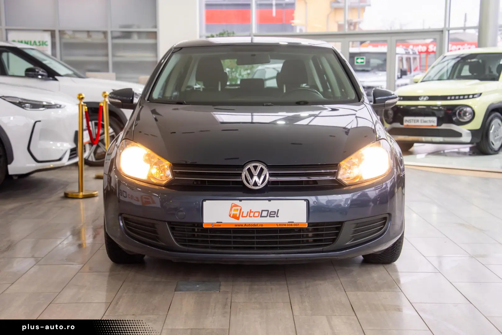 Volkswagen Golf 1.6 MPI -  Comfortline