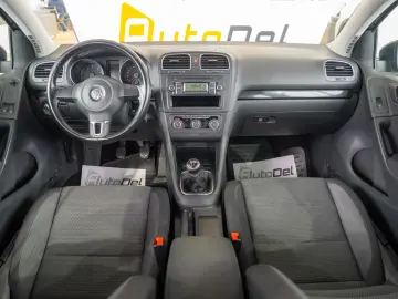 Volkswagen Golf 1.6 MPI -  Comfortline