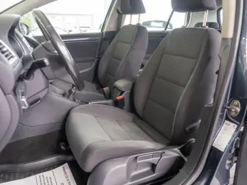 Volkswagen Golf 1.6 MPI -  Comfortline