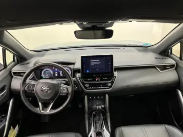 Toyota Corolla Cross Hybrid 2.0 VVT-i Lounge