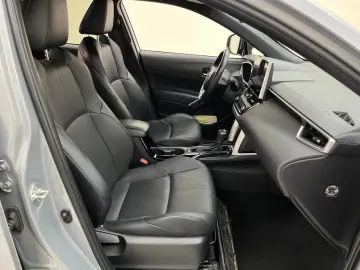 Toyota Corolla Cross Hybrid 2.0 VVT-i Lounge