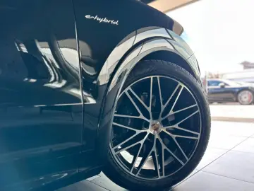 PORSCHE Cayenne E-Hybrid Coupe - 2025