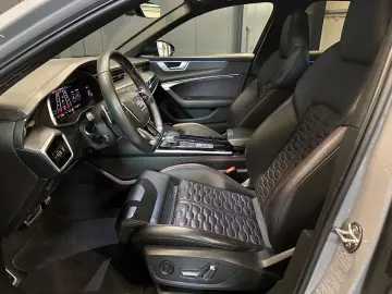 Audi RS6 Avant 4.0 TFSI quattro