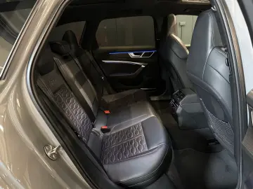 Audi RS6 Avant 4.0 TFSI quattro