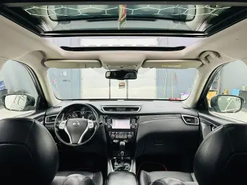 NISSAN X-TRAIL 2017 2.0D E6 7 Locuri Garantie 12 Luni Rate A