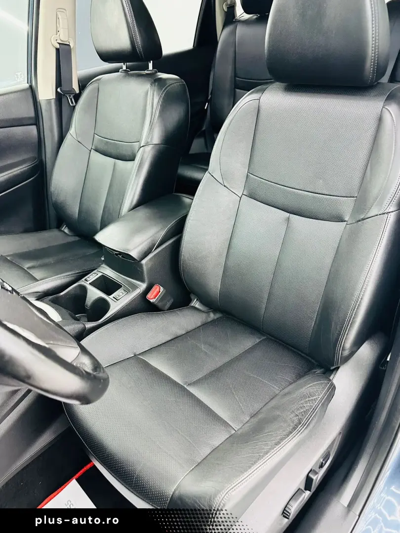 NISSAN X-TRAIL 2017 2.0D E6 7 Locuri Garantie 12 Luni Rate A
