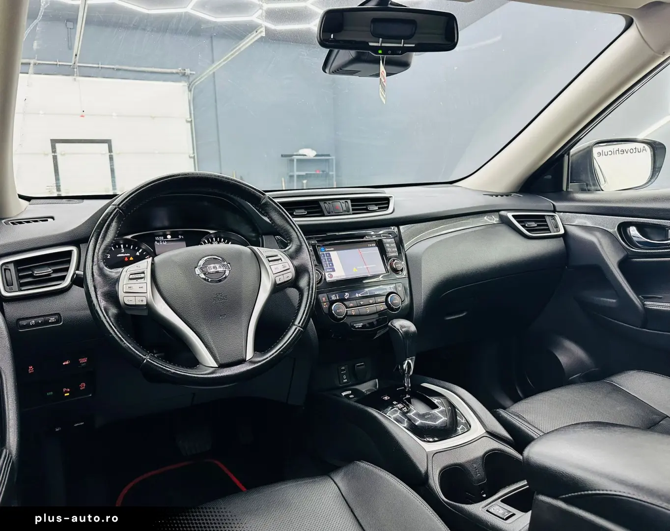 NISSAN X-TRAIL 2017 2.0D E6 7 Locuri Garantie 12 Luni Rate A