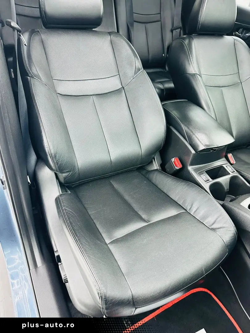 NISSAN X-TRAIL 2017 2.0D E6 7 Locuri Garantie 12 Luni Rate A