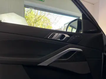 BMW X6 30d M-SPORT PANO ICONIC KEYLESS H&K HUD