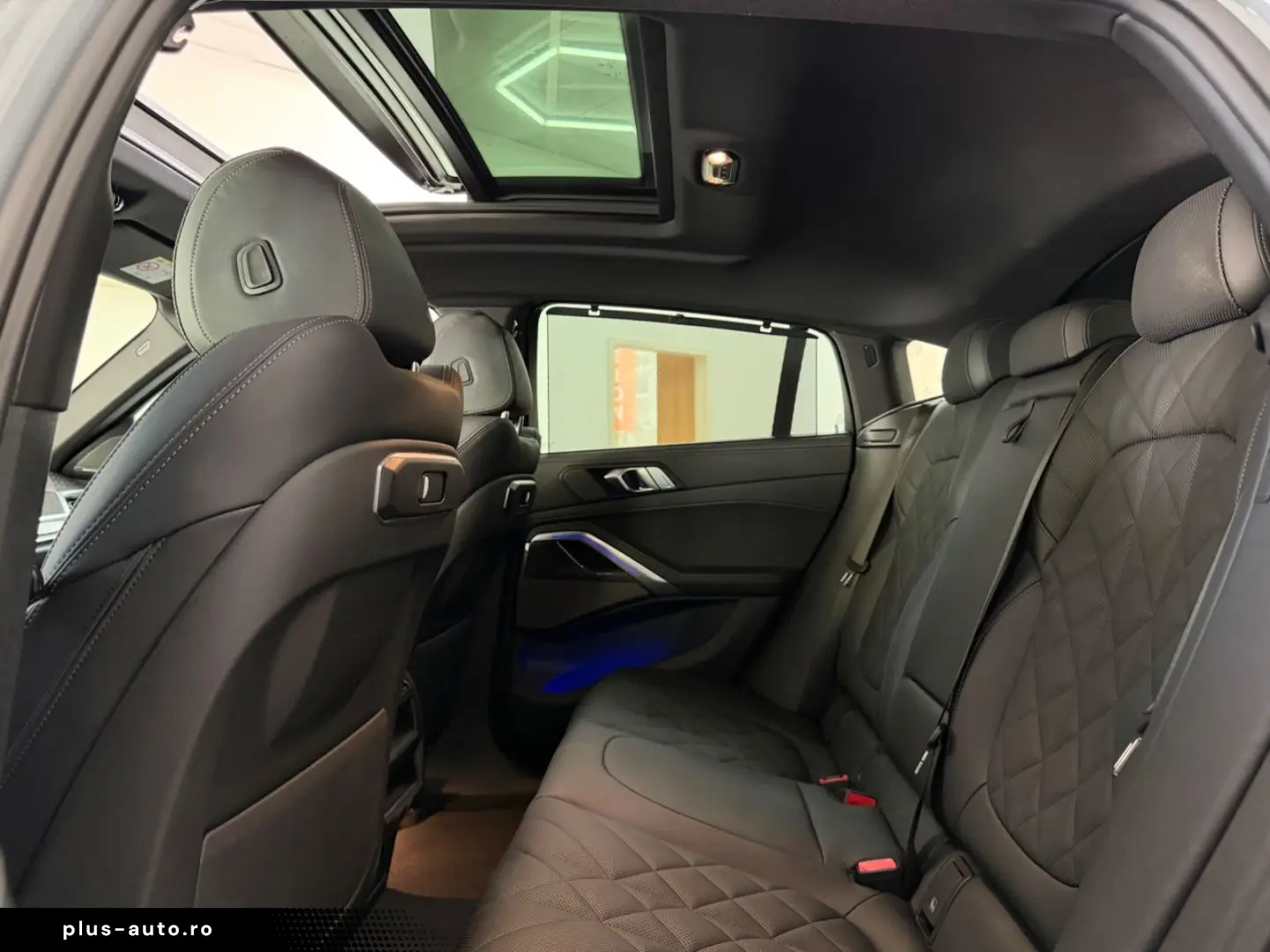 BMW X6 30d M-SPORT PANO ICONIC KEYLESS H&K HUD