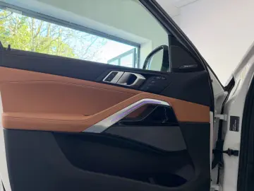 BMW X6 30d M-SPORT PANO ICONIC KEYLESS H&K HUD 360
