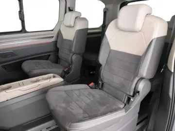 VW T7 Multivan Style 7 locuri Pano - Garantie pana 07-2027