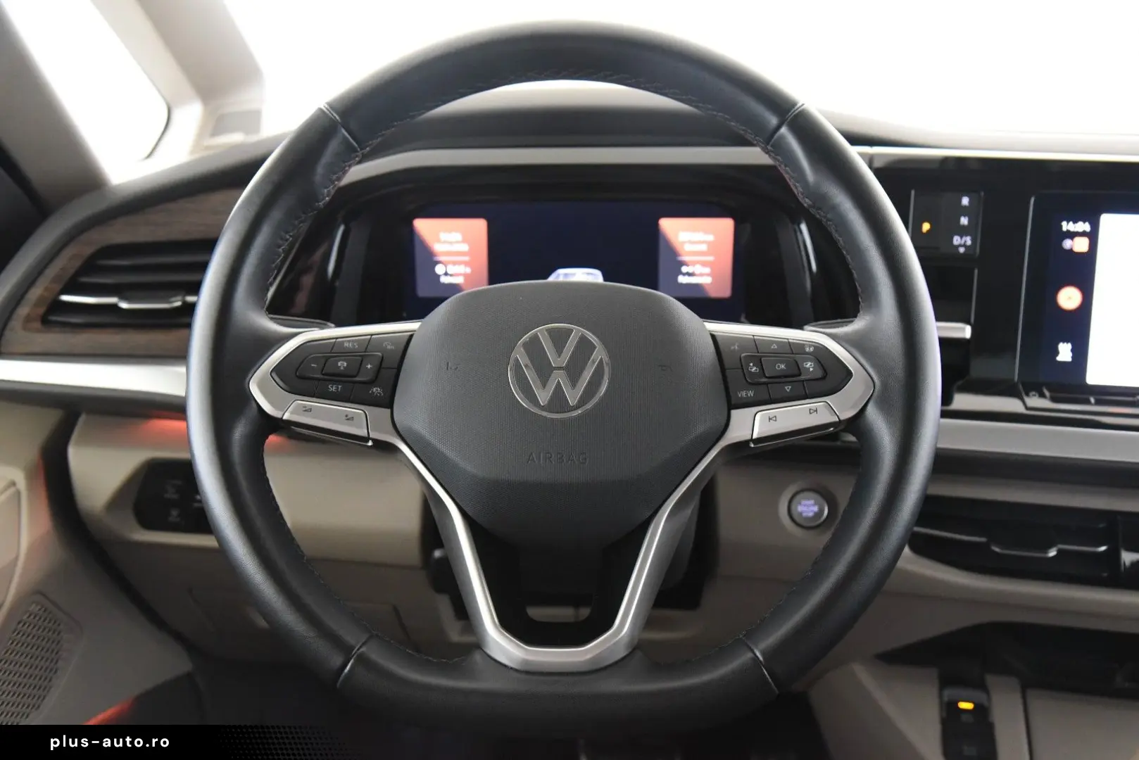 VW T7 Multivan Style 7 locuri Pano - Garantie pana 07-2027