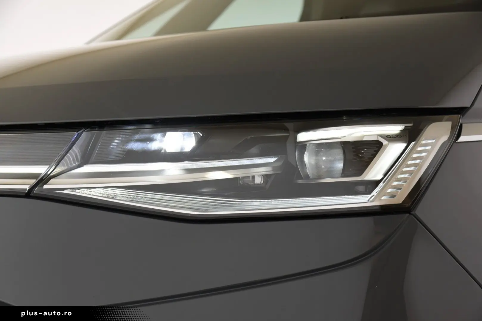 VW T7 Multivan Style 7 locuri Pano - Garantie pana 07-2027