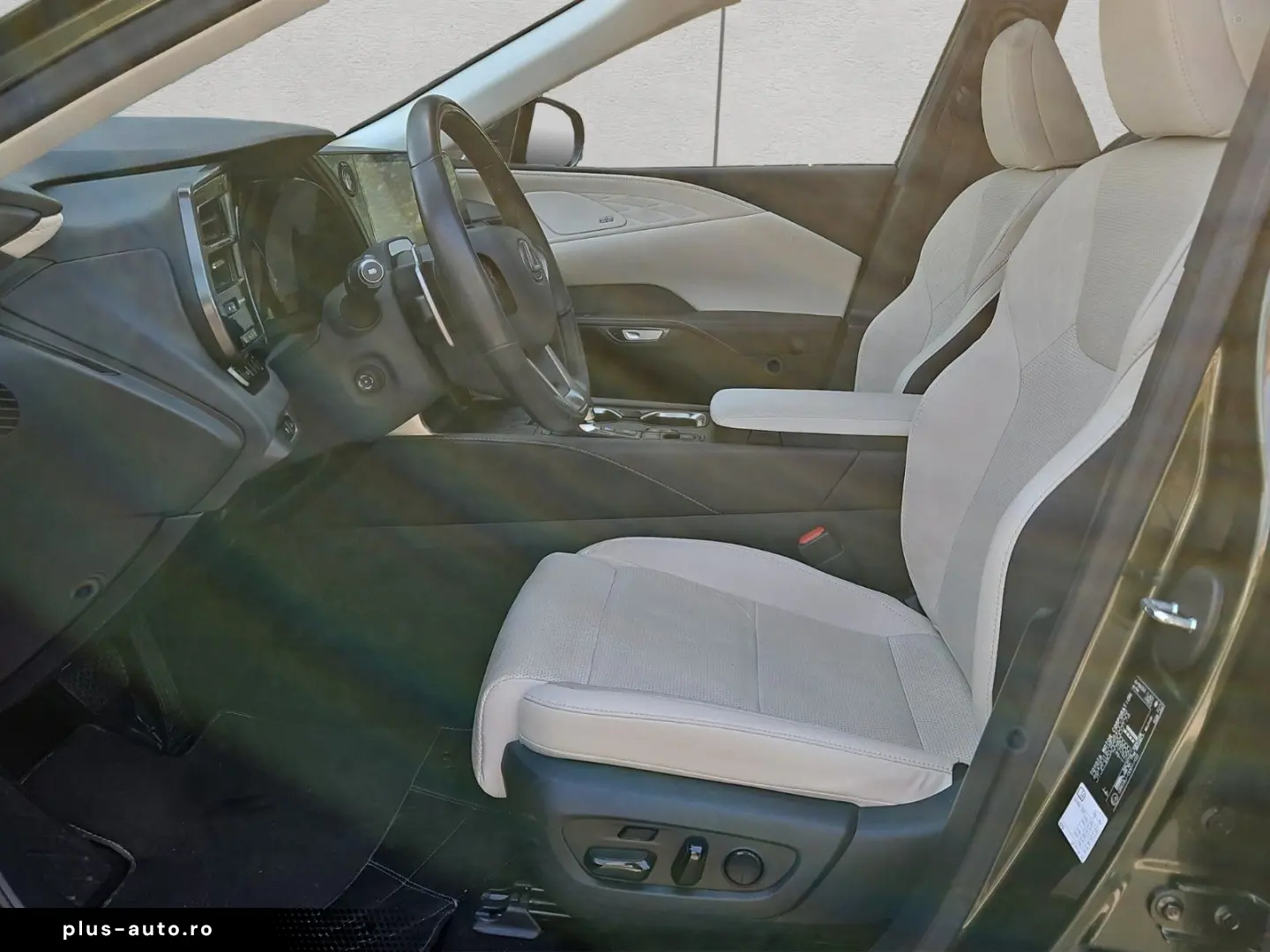 LEXUS RX450h  Luxury Line   Panorama Alle Extr. Modell