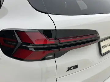BMW X5 M60i xDrive M Sport