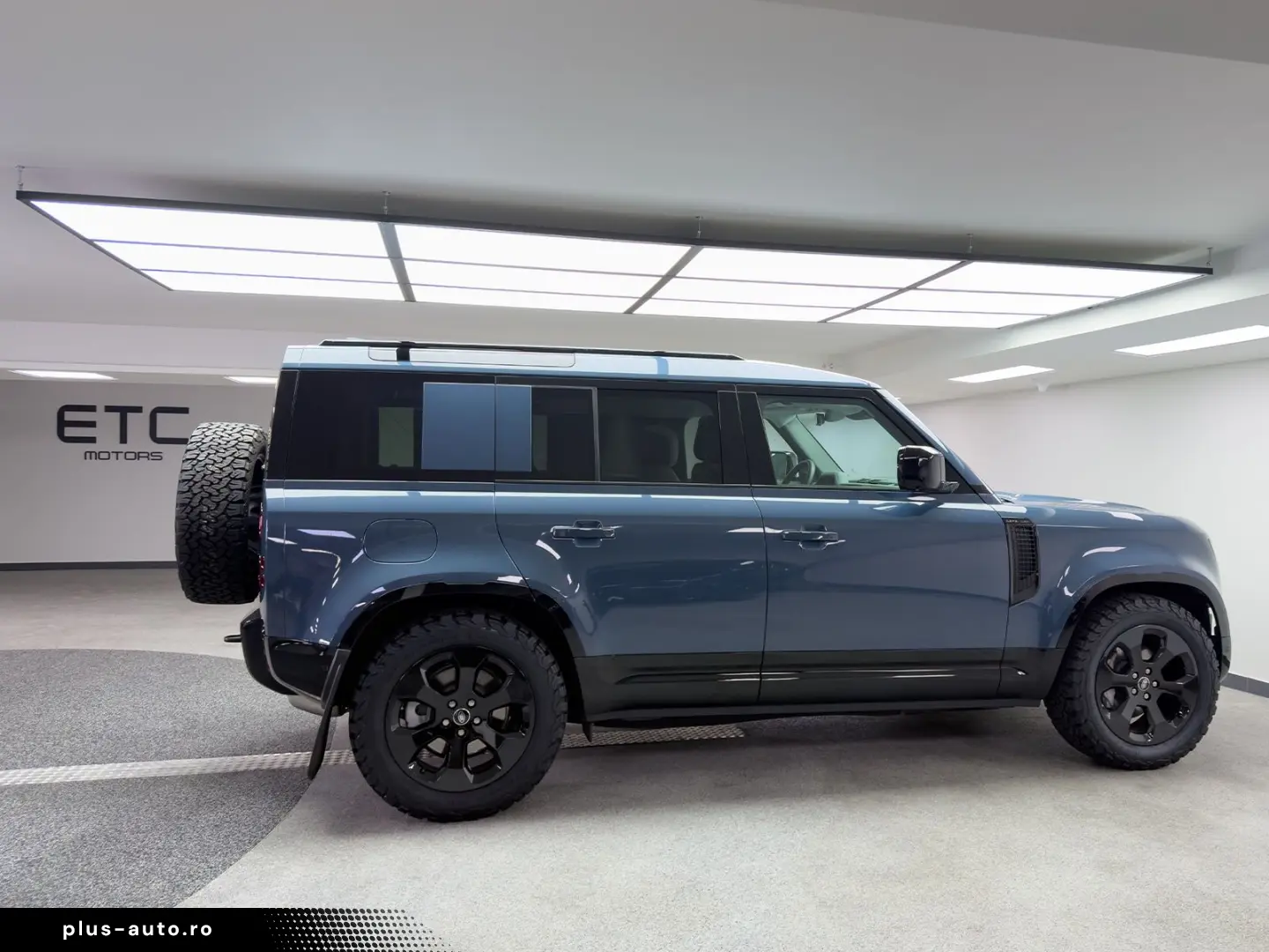 LAND ROVER DEFENDER 110 D300 HSE X-DYNAMIC 3.0 Diesel