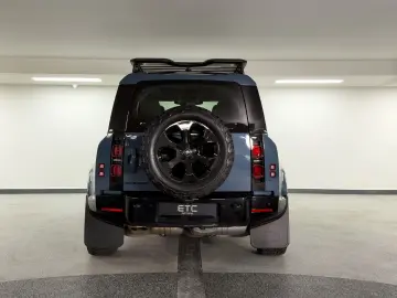 LAND ROVER DEFENDER 110 D300 HSE X-DYNAMIC 3.0 Diesel